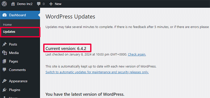 Verifique a versão atual do WordPress visitando a página Updates (Atualizações)