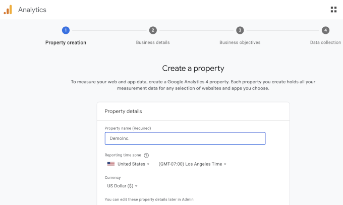 Creare proprietate în Google Analytics Creare proprietate în Google Analytics
